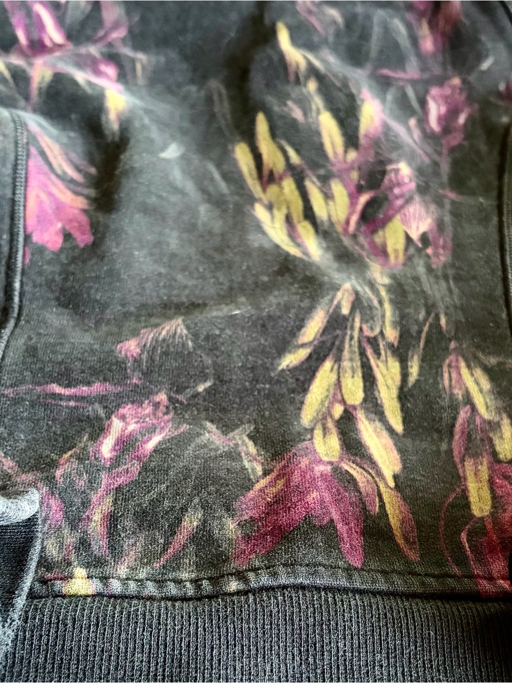 Lululemon Midnight Iris Floral Scuba Hoodie Sz 2/4 HTF Yoga Running Thumb Holes - Picture 4 of 10